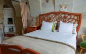 Туры в отель Pigeon Hotel