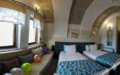 Туры в отель Pigeon Hotel