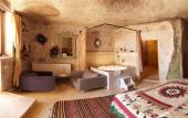 Туры в отель Pigeon Hotel