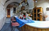Туры в отель Pigeon Hotel