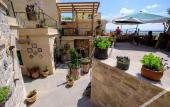 Туры в отель Pigeon Hotel