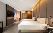 Туры в отель Atour Hotel, West Lake Road, Changchun Automobile Kai District