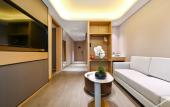 Туры в отель Atour Hotel, West Lake Road, Changchun Automobile Kai District