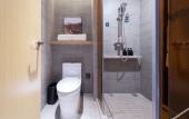 Туры в отель Atour Hotel  of  Chongqing Middle Road  North Railway  Station