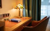 Туры в отель James Joyce Coffetel (Jinan Railway Station North Metro Station)