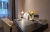 Туры в отель Atour Hotel Golden Eagle Plaza, West Lake Road, Suqian