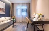 Туры в отель Atour Hotel Golden Eagle Plaza, West Lake Road, Suqian
