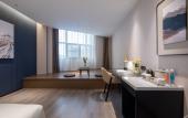 Туры в отель Atour Hotel Golden Eagle Plaza, West Lake Road, Suqian