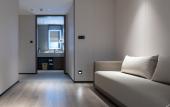 Туры в отель Atour Hotel Golden Eagle Plaza, West Lake Road, Suqian