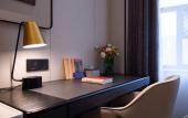 Туры в отель Atour Hotel Golden Eagle Plaza, West Lake Road, Suqian