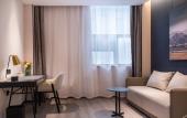 Туры в отель Atour Hotel Golden Eagle Plaza, West Lake Road, Suqian