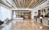 Туры в отель Atour Hotel Golden Eagle Plaza, West Lake Road, Suqian