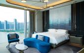 Туры в отель Renaissance Zhuhai