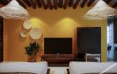 Туры в отель The Wiltons Hotel