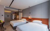 Туры в отель Home2 Suites By Hilton Wuhan Hankou Railway Station