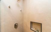 Туры в отель Cozzy Suites Paraiso Hotel
