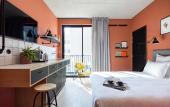 Туры в отель Deskopolitan House