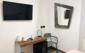 Туры в отель Holiday Guesthouse