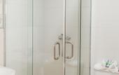 Туры в отель Hotel Luxstone Executive Suites
