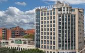 Туры в отель Chongqing East Station Tea Garden Park Hotel