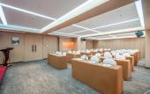 Туры в отель Rezen Hotel (Xinxiang Municipal Government East Railway Station)