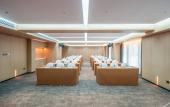Туры в отель Rezen Hotel (Xinxiang Municipal Government East Railway Station)