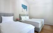 Туры в отель Encore Boutique Residence by Dwellfort