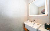 Туры в отель Rezen Longuu Hotel (Shenzhen Longgang Universiade Center Station)