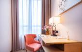 Туры в отель Rezen Longuu Hotel (Shenzhen Longgang Universiade Center Station)