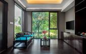 Туры в отель Wyndham Grand Plaza Royale Peach Blossom Hot Springs Resort Hunan