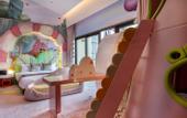 Туры в отель Wyndham Grand Plaza Royale Peach Blossom Hot Springs Resort Hunan