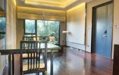 Туры в отель Wyndham Grand Plaza Royale Peach Blossom Hot Springs Resort Hunan