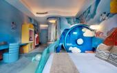 Туры в отель Wyndham Grand Plaza Royale Peach Blossom Hot Springs Resort Hunan