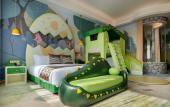 Туры в отель Wyndham Grand Plaza Royale Peach Blossom Hot Springs Resort Hunan