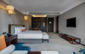 Туры в отель Wyndham Grand Plaza Royale Peach Blossom Hot Springs Resort Hunan