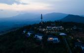 Туры в отель Wyndham Grand Plaza Royale Peach Blossom Hot Springs Resort Hunan