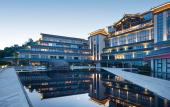 Туры в отель Wyndham Grand Plaza Royale Peach Blossom Hot Springs Resort Hunan