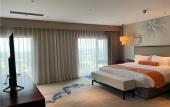 Туры в отель Wyndham Grand Plaza Royale Peach Blossom Hot Springs Resort Hunan