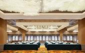 Туры в отель Nanjing Qixia Mountain Hentique Qiyun Resorts