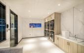 Туры в отель EASTERN GLORIA PLAZA HOTEL