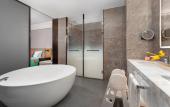 Туры в отель Holiday Inn Wuhan Houguan Lake by IHG