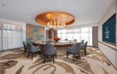 Туры в отель Golden Tulip Qingdao Hongdao International Exhibition Center Hotel