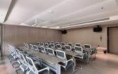 Туры в отель Kyriad Hotel (Haining Hainan Road Branch)