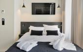 Туры в отель The Originals Boutique, Hotel 3 etoiles Les Coulisses du Theatre