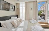 Туры в отель The Originals Boutique, Hotel 3 etoiles Les Coulisses du Theatre
