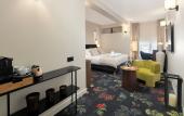 Туры в отель The Originals Boutique, Hotel 3 etoiles Les Coulisses du Theatre