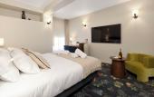 Туры в отель The Originals Boutique, Hotel 3 etoiles Les Coulisses du Theatre