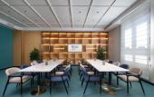 Туры в отель Hilton Garden Inn Chengde Mountain Resort
