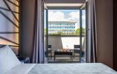 Туры в отель Fortyfive Squared Hotel