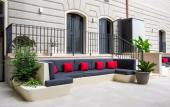 Туры в отель Fortyfive Squared Hotel